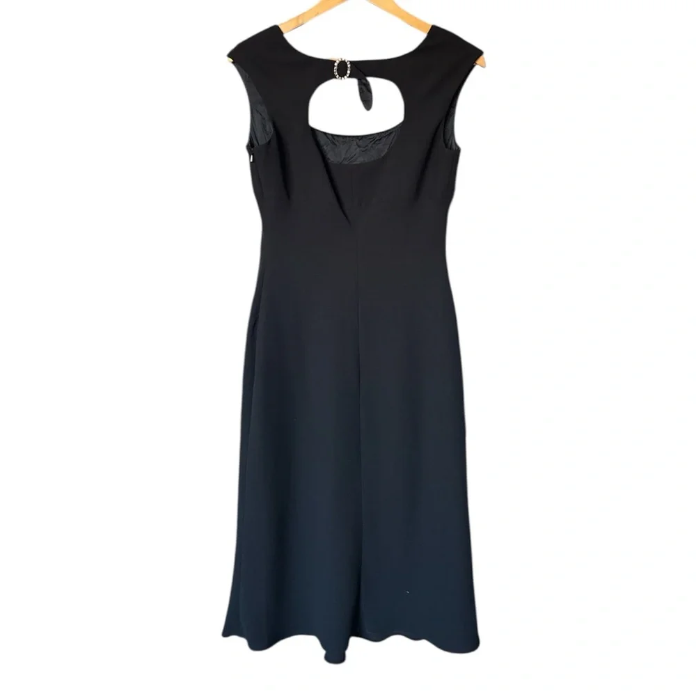 JONES NEW YORK 90s Minimalist LBD Cutout Back Buckle Dress | 10 - Picture 5 of 8